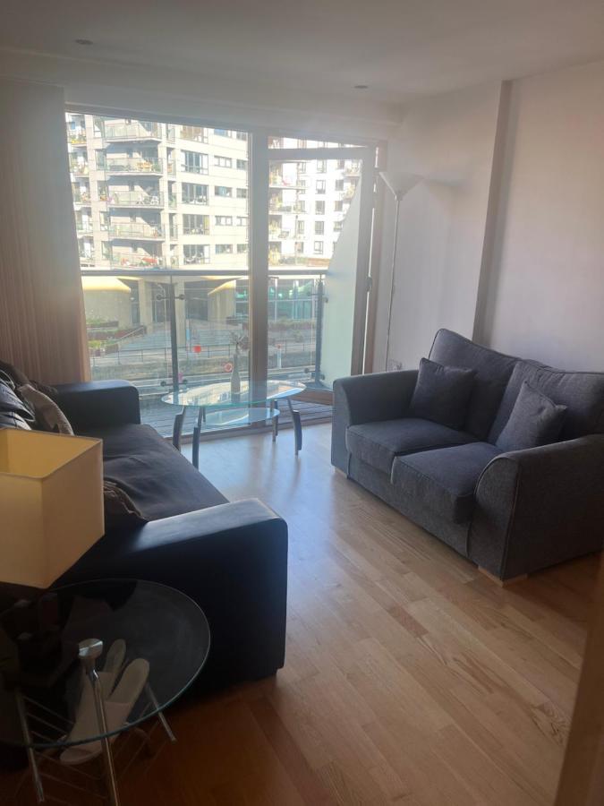 Clarance Docks Apartment ลีดส์ ภายนอก รูปภาพ